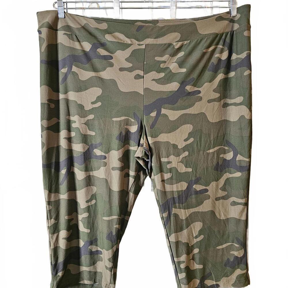 Terra & Sky Women's Plus Size 5X Camouflage Leggings